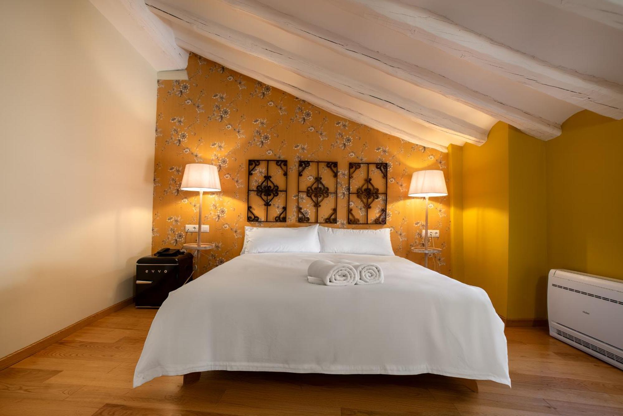 Hotel-Boutique By Gonzalo Sesma Cervera del Río Alhama Esterno foto